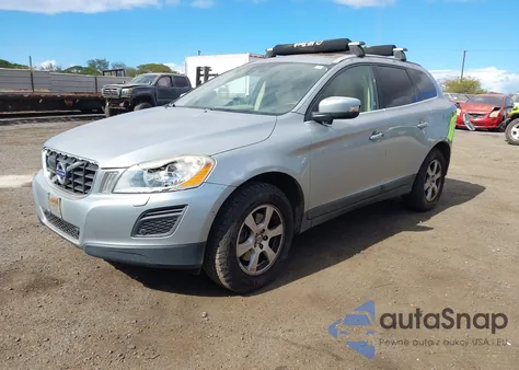2012 Volvo Xc60 3.2/3.2 Platinum/3.2 Premier/3.2 Premier Plus из США, поврежденный, VIN YV4940DL2C2301391